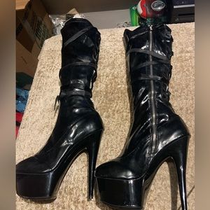 Ellie size 7 black leather knee high heel boots